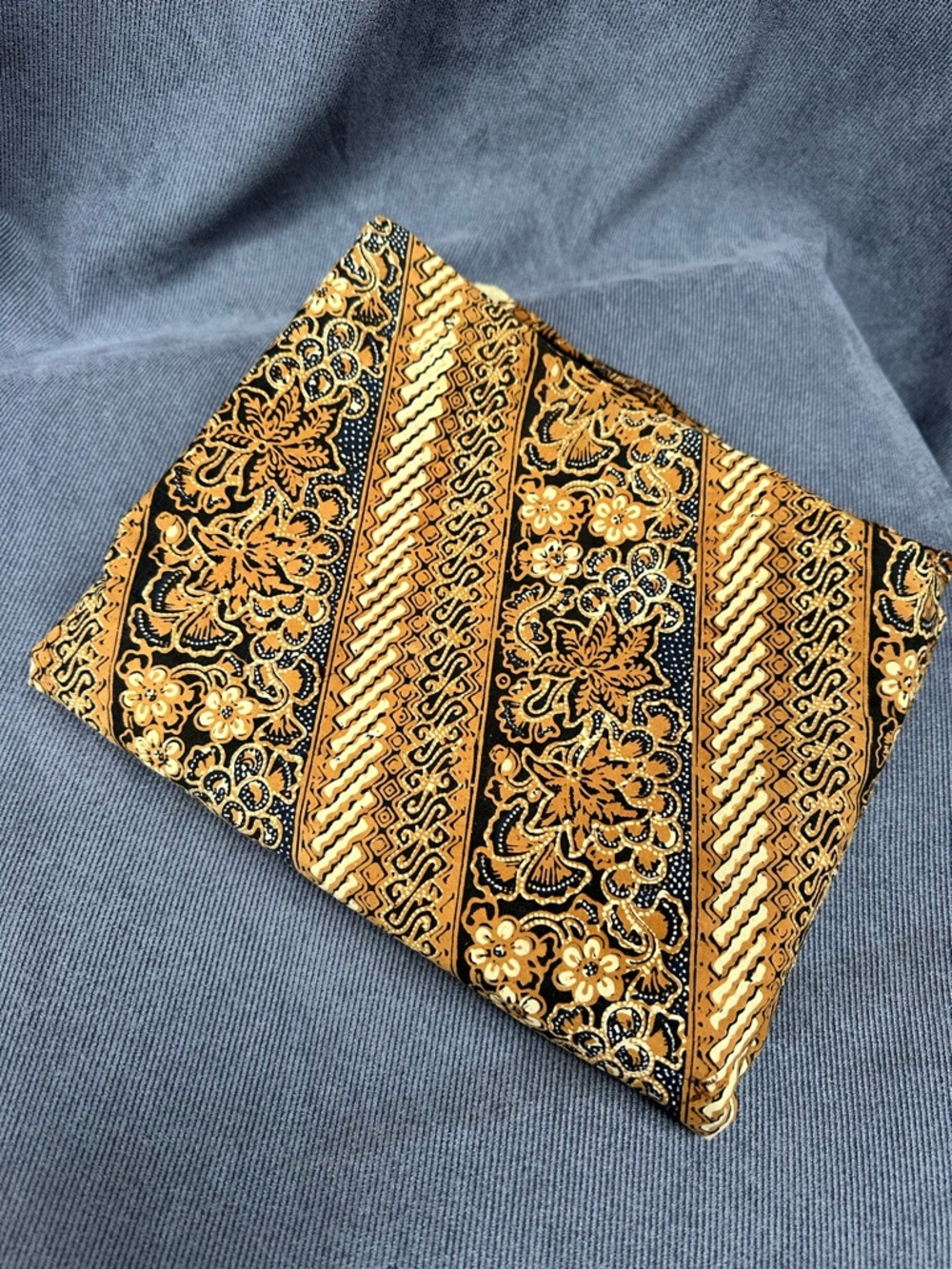Vintage batik fabric 40”x92”